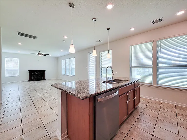14108 Wedgewood Lakes Ct — Photo 9