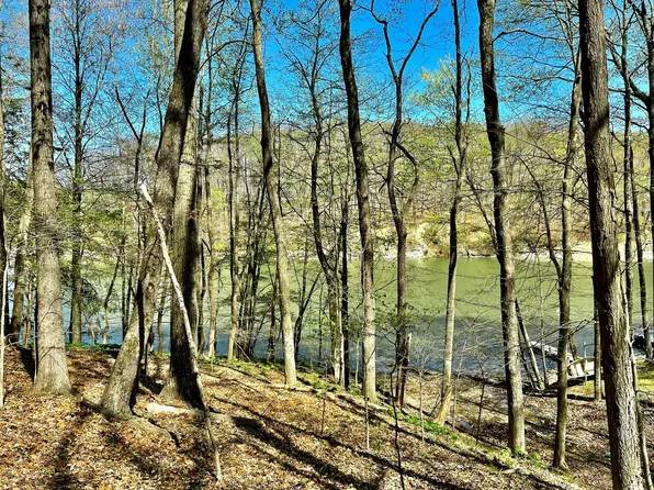 27 Beaver Rdg, Trafalgar, IN 46181