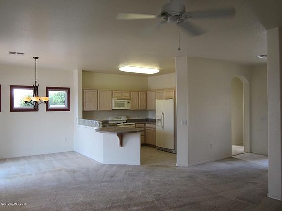 5th image of 2033 Deepwood Cir