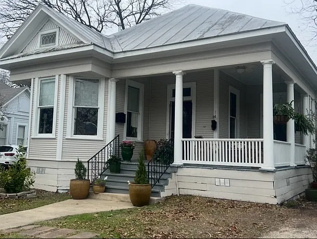 2 bed, 1340 sqft, $1,950 — Photo 3