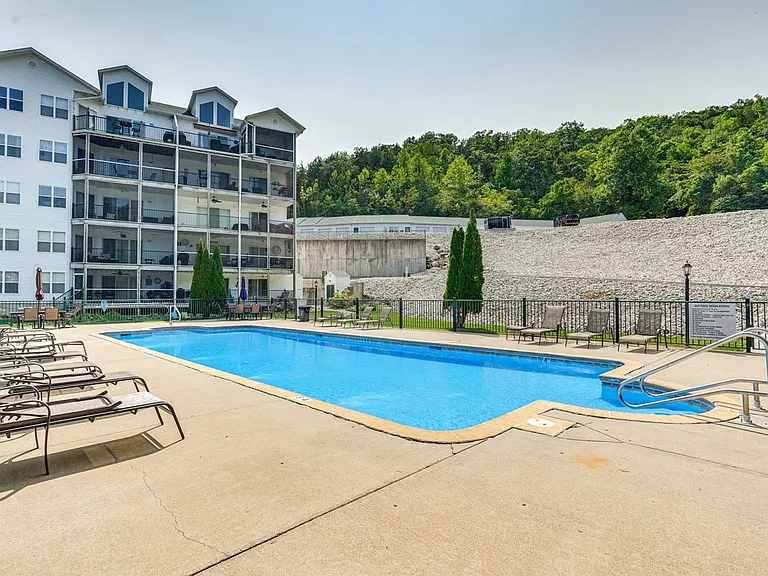 440 Cedar Heights Dr #4 — Photo 42