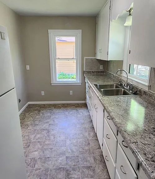 308 Main St — Photo 9