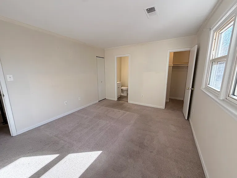 4054 Hanson Oaks Dr — Photo 13