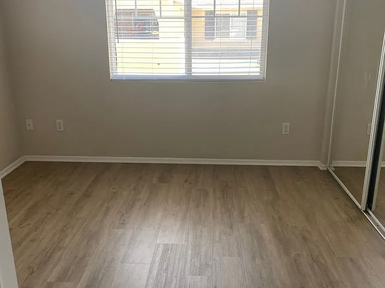 de Tolosa Ranch Apartments — Photo 55