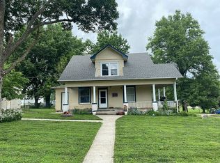 307 N 2nd St, Troy, KS 66087