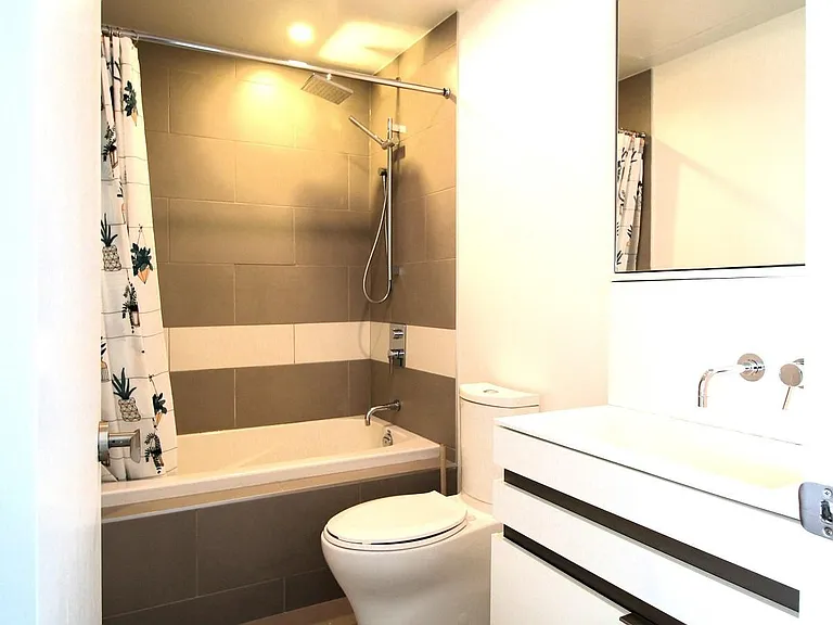 197 Yonge St #4714 — Photo 37