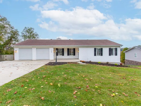 1154 Panorama Dr, Abingdon, VA 24210