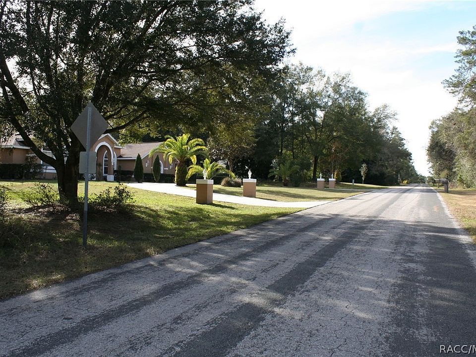 2nd image of 1734 E Tradewind Dr
