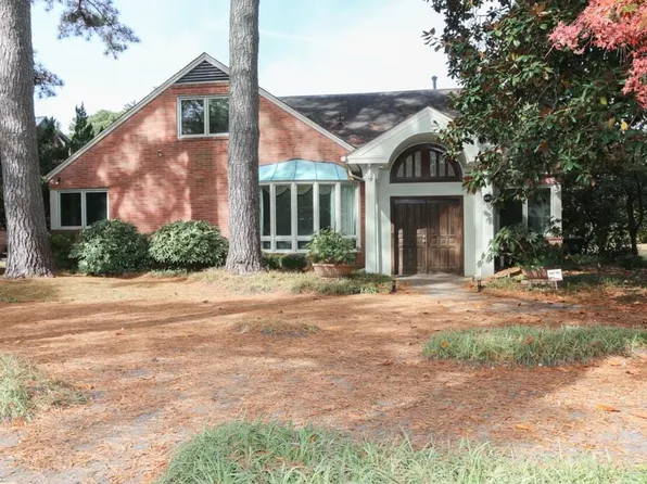 6025 River Rd, Norfolk, VA 23505