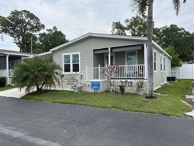 1st image of 4525 Friendly Harbor St