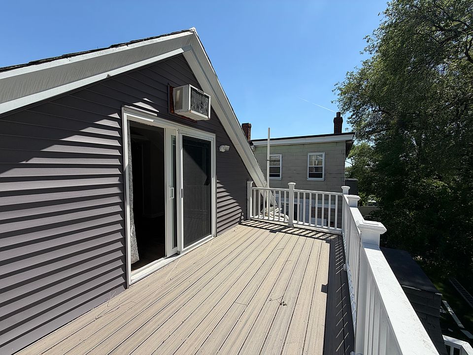 1st image of 55 Clarendon Ave