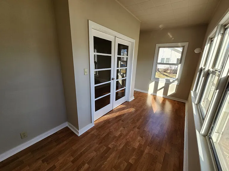 705 E Montgomery St — Photo 14