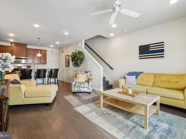 23517 Public House Rd #101, Clarksburg, MD 20871