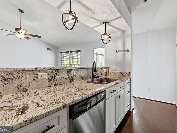 3rd image of 12259 Ladymeade Ct APT 302
