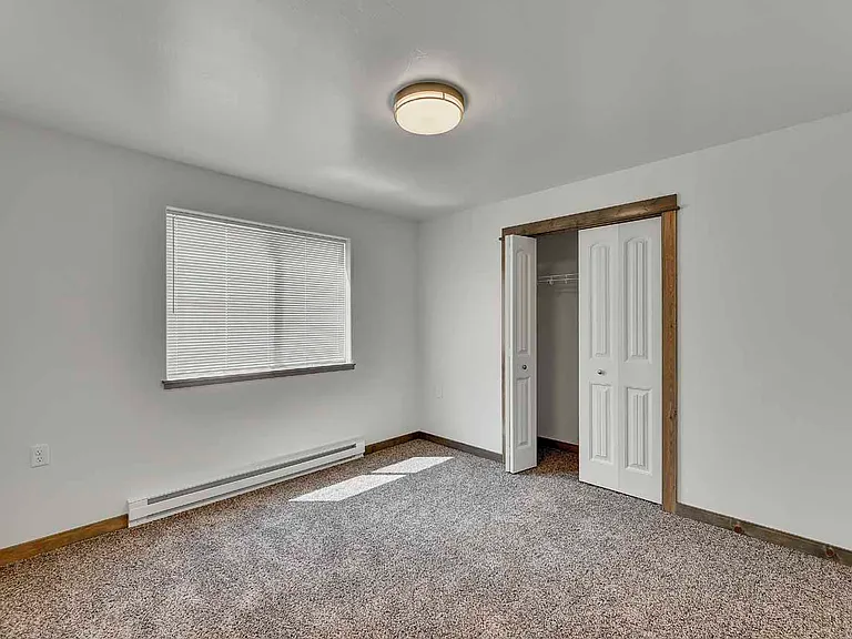 902 Gibbon Rd #2 — Photo 6