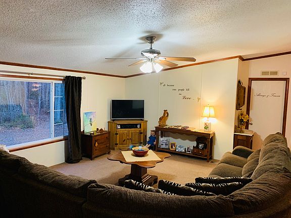 5th image of 18320 Woody Ln
