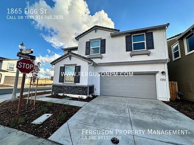 1865 Figg St — Photo 1
