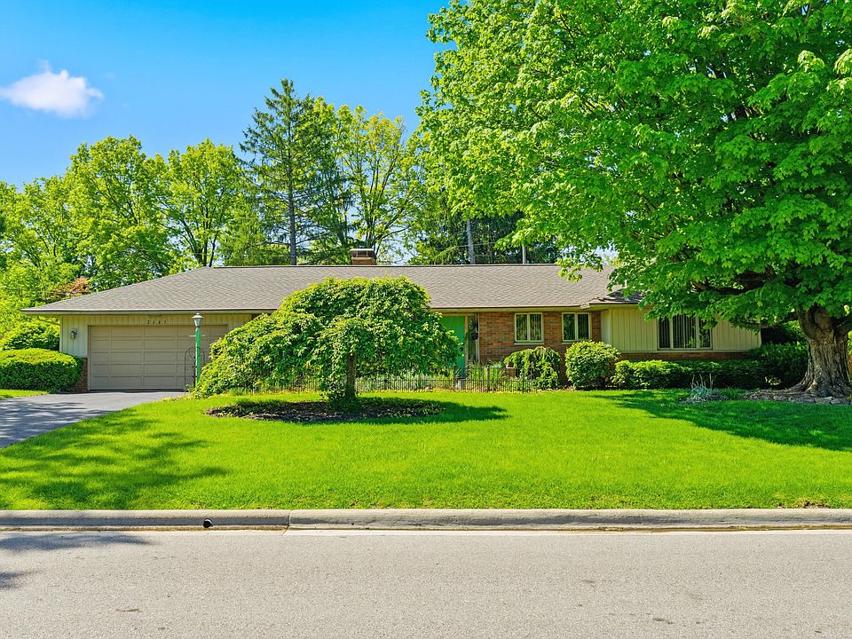 1st image of 2681 Donna Dr