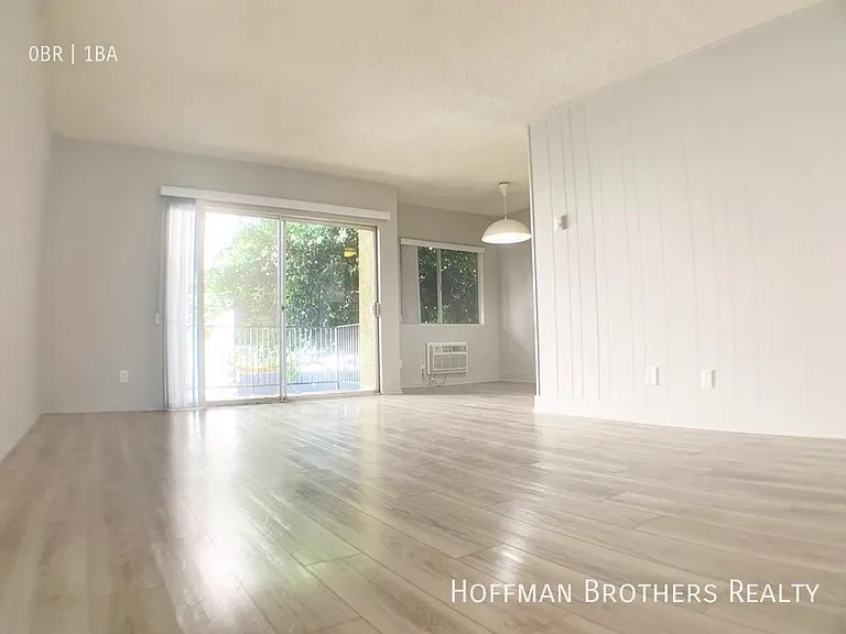 1415 S Bundy Dr #2 — Photo 5