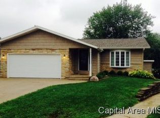 27 Champlain Dr, Springfield, IL 62707