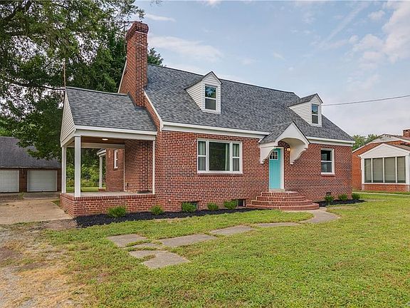 4th image of 2105 Springdale Rd