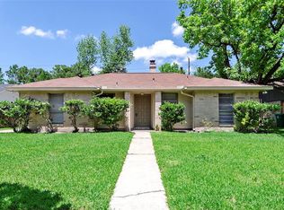 6606 Rolling Mill Dr, Houston, TX 77088