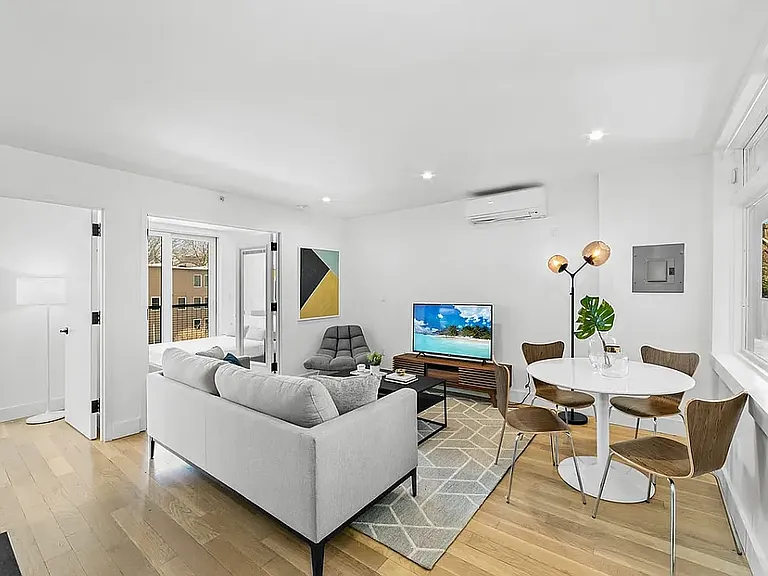 10 Lexington Ave #5G — Photo 5
