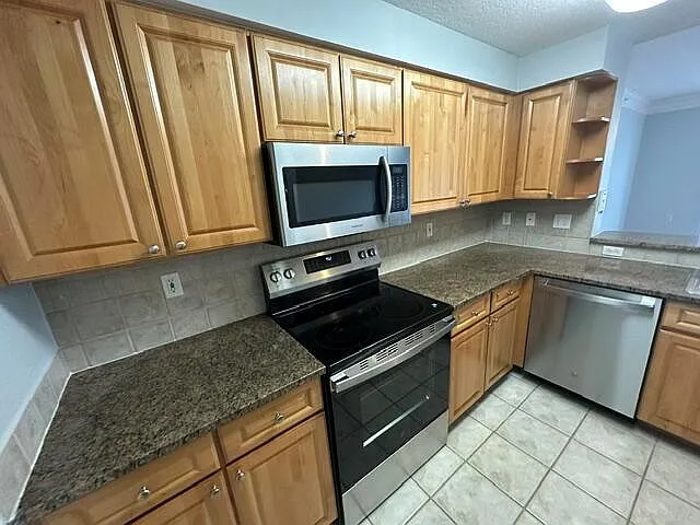2036 Alta Meadows Ln #1403 — Photo 20