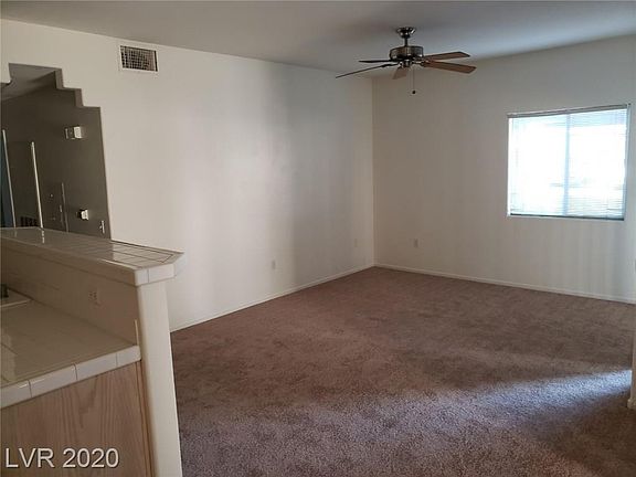 5th image of 2110 N Los Feliz St #1085