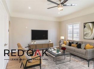 630 S Dunsmuir Ave #203, Los Angeles, CA 90036