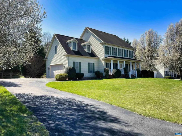 520 Wyndham Hill Dr, Fishersville, VA 22939