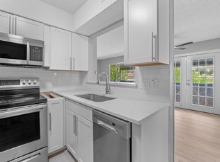 8903 Parkfield Dr APT 203, Austin, TX 78758