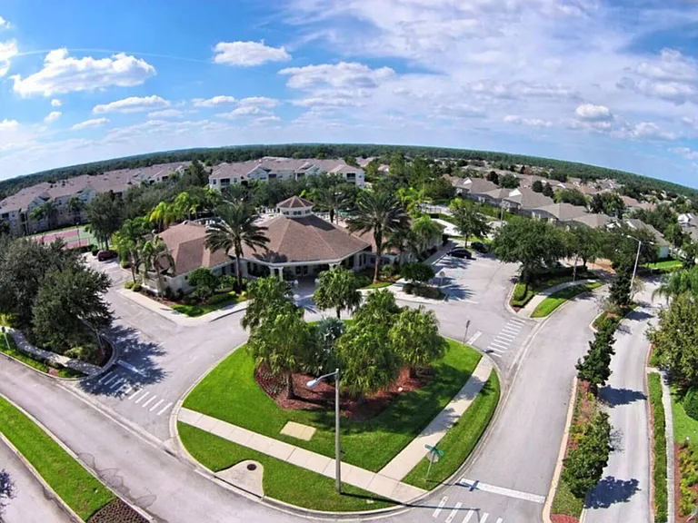 Silver Palm Dr — Photo 48
