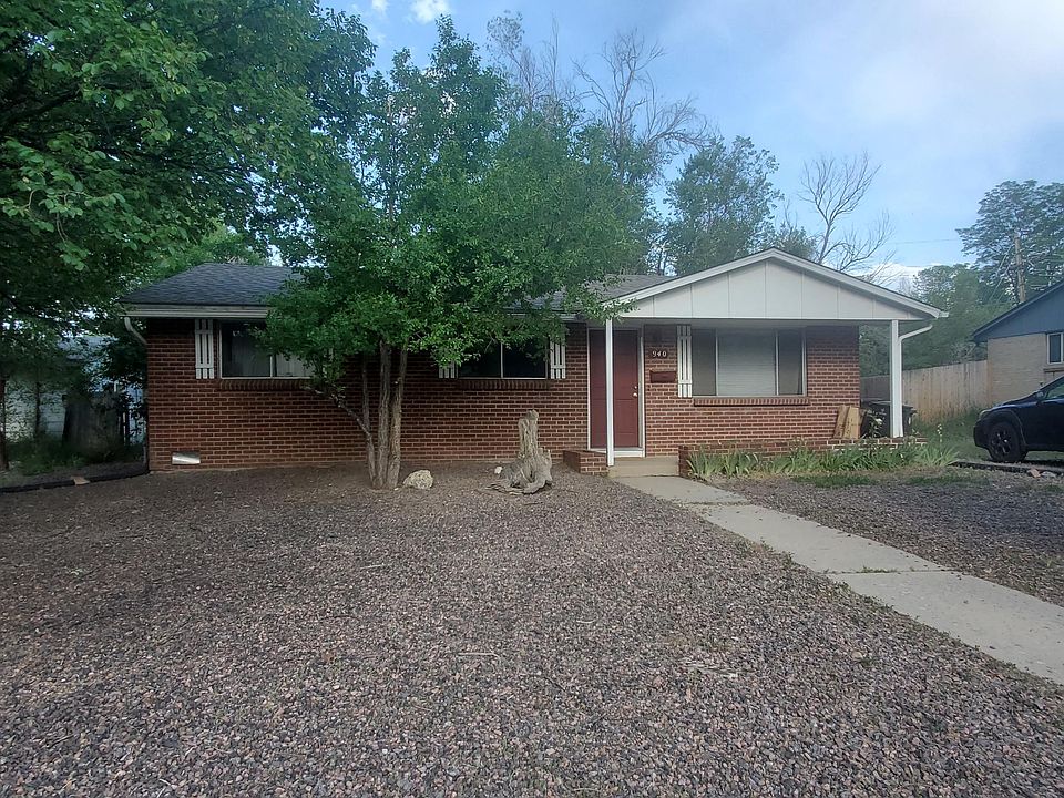 low maintenance front yard