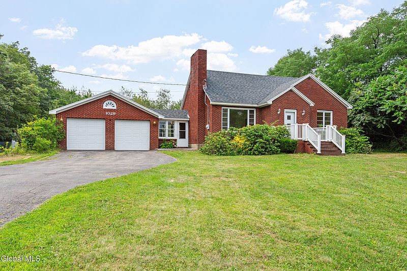 2nd image of 1029 Ridge Road