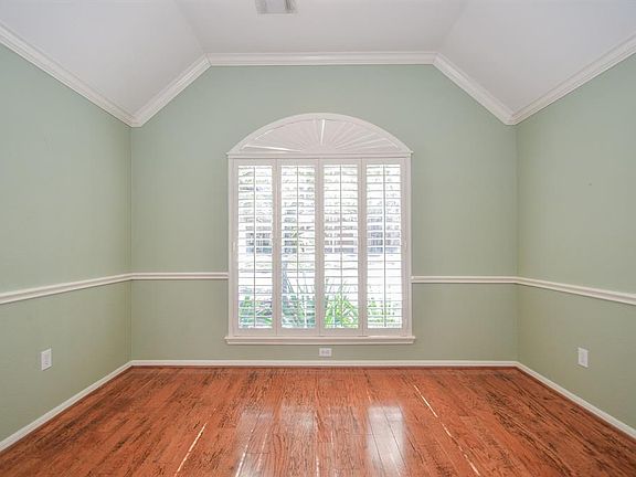 4th image of 1438 Tahoe Valley Ln