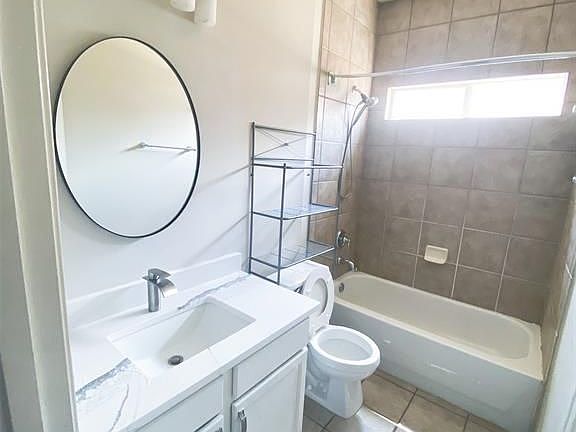 5th image of 6222 Skyline Dr Unit 13