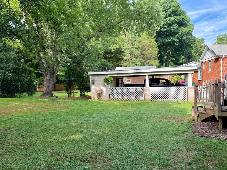 1721 Edgewater Dr — Photo 37