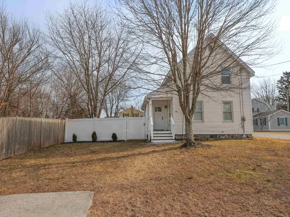 76 Collins Street, Seabrook, NH 03874