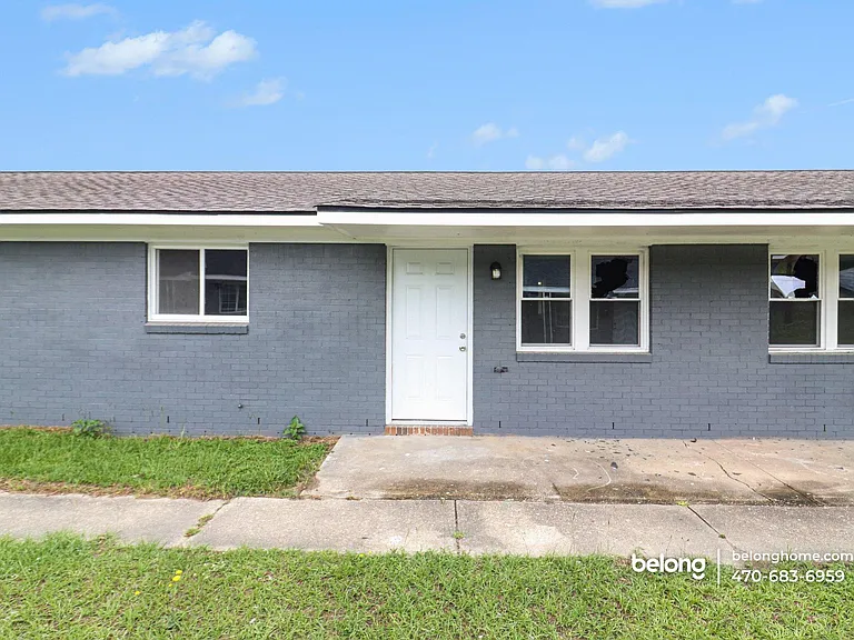 3213 Lee St #1 — Photo 11