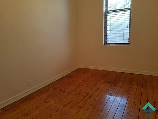 Rented by EXR | media 47