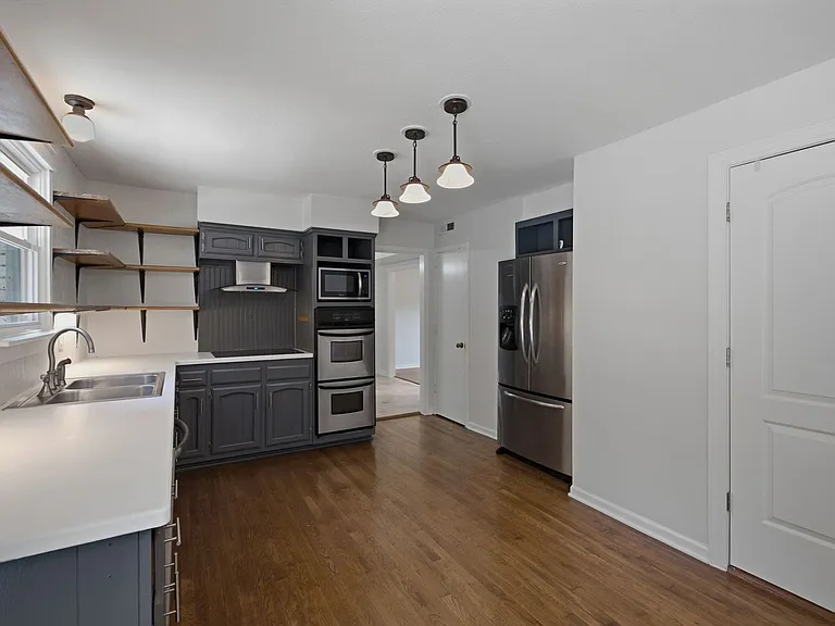 1303 General Macarthur Dr — Photo 8