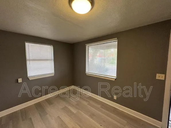 4114 Moncrief Rd, Jacksonville, FL 32209