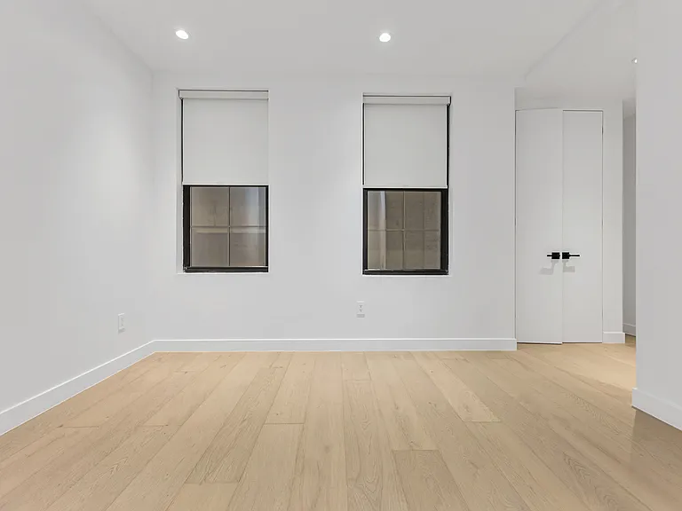 453 Hudson St #1G — Photo 19