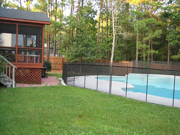 Screened Porch/Inground Pool