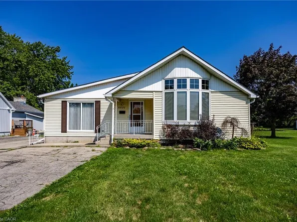 1032 Main St, Norfolk County, ON N0A 1N2
