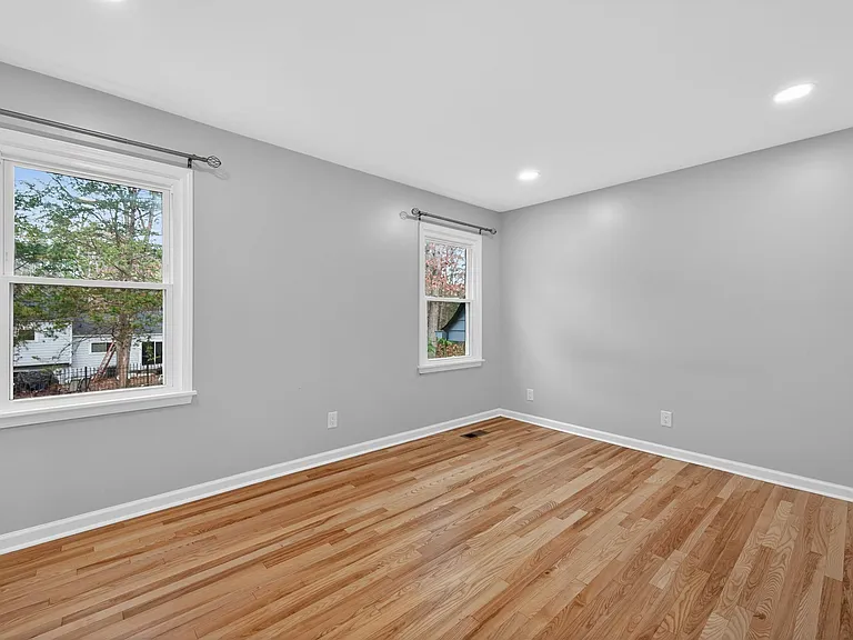 1112 Stonehedge Ave — Photo 15