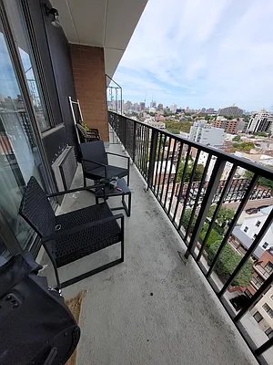 Rented by Halvatzis Realty | media 5