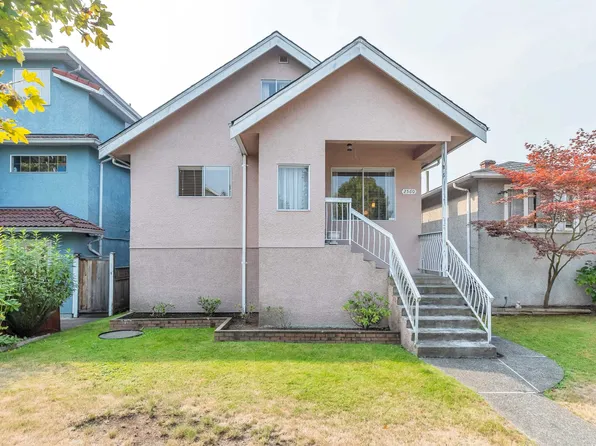 2560 Adanac St, Vancouver, BC V5K 2M5