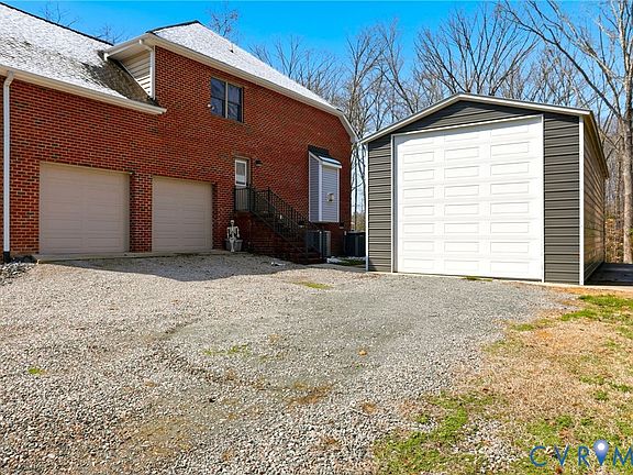 3rd image of 1738 Page Rd